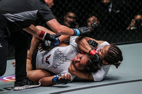 May Oois Rear Naked Choke Victory Over Vy Srey Khouch ONE