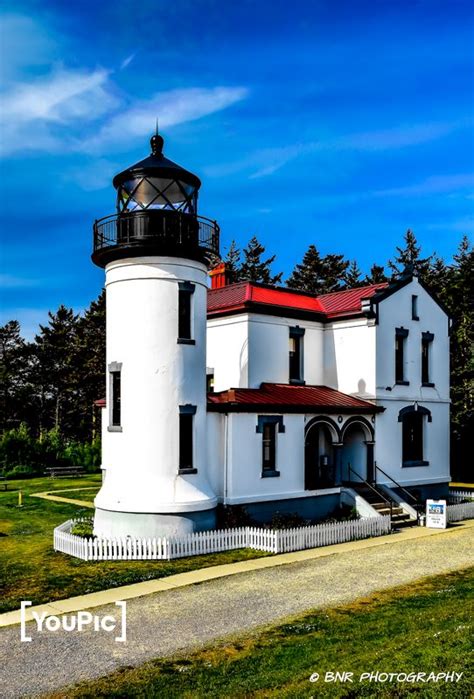 FORT CASEY LIGHTHOUSE by Bob Curtiss on YouPic