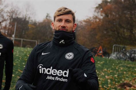 In einem Teufelskreis befunden Eintracht Frankfurt Männer