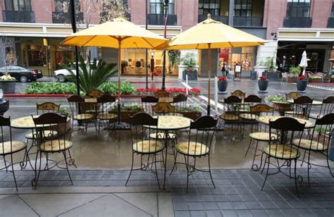 What's New in Outdoor Seating Ideas for Restaurants?