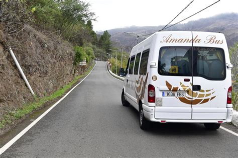 Vuelta A Clase En Guagua Escolar El Paro Se Aplaza En Las Islas