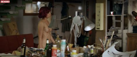 Sarah Alles Nude Pics Seite 1