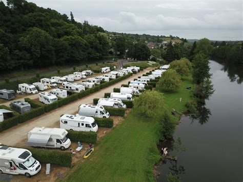 Aire De Campingcars La Falaise Area Di Sosta Camper In Locmariaquer