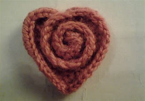 Roses En Forme De Coeur Au Crochet