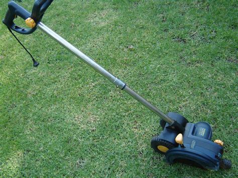 ELECTRIC LAWN EDGER | 38MM CUT | LIGHTWEIGHT 8KG | GARDEN TRIMMER | GPT ...