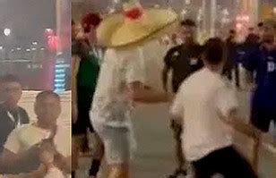 Video Hinchas Argentinos Y Mexicanos Protagonizan Pelea En El Mundial