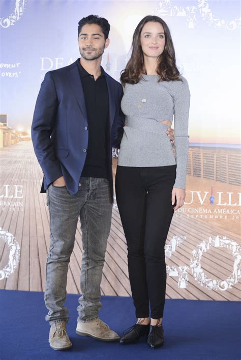 Photo Manish Dayal Charlotte Le Bon Photocall Du Film Les