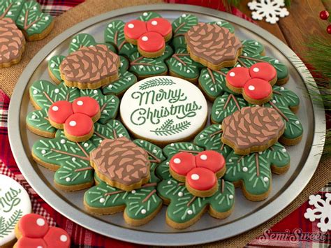 Decorating A Christmas Pine Wreath Cookie Platter With Royal Icing