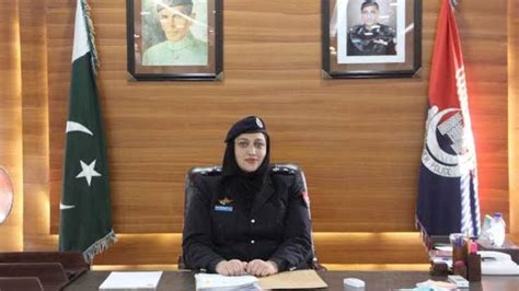 KP SSP Sonia Shamrooz Awarded with 'Police Officer of the Year' Award ...