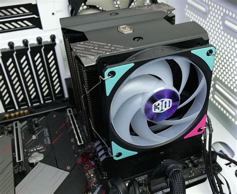 Cooler Master MasterAir MA824 Stealth 30th Anniversary Edition Im Test