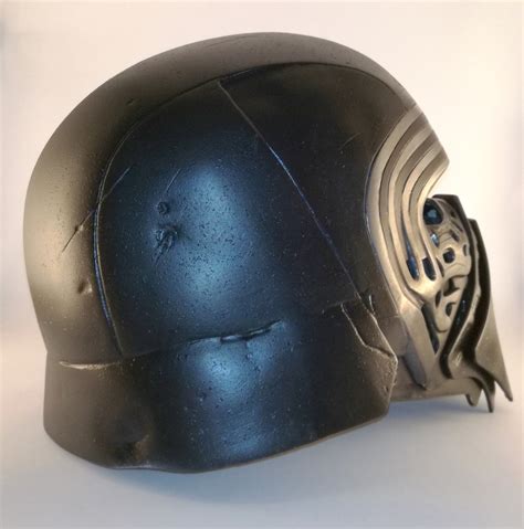 Kylo Ren Helmet by Magnavis | Download free STL model | Printables.com