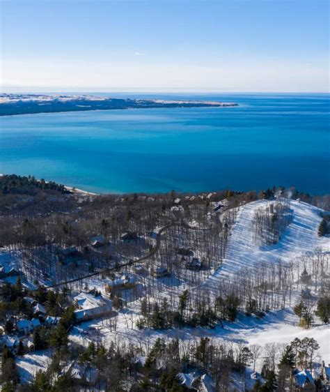 The Homestead Ski Resort in Michigan | Skiing & Snowshoeing