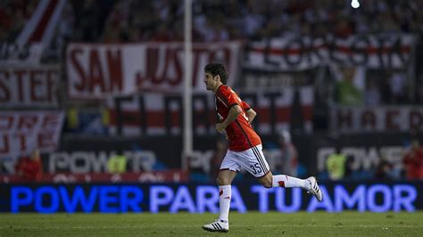 Veteran Midfielder Pablo Aimar Makes River Plate Return Pablo Aymar Hd