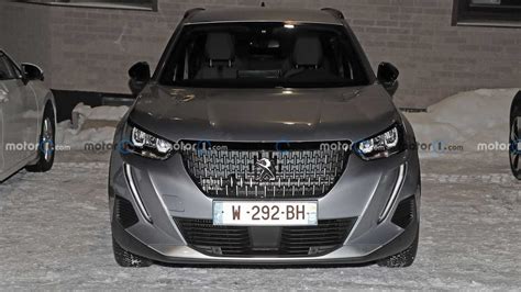 Peugeot Spuntano Le Prime Foto Spia Del Restyling