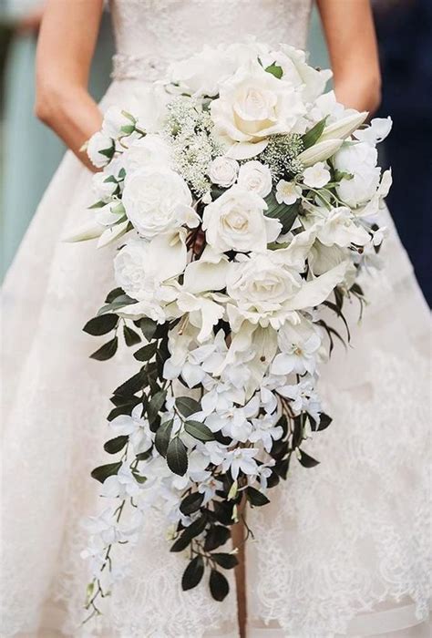 57 Innocently Beautiful White Bridal Bouquets Weddingomania