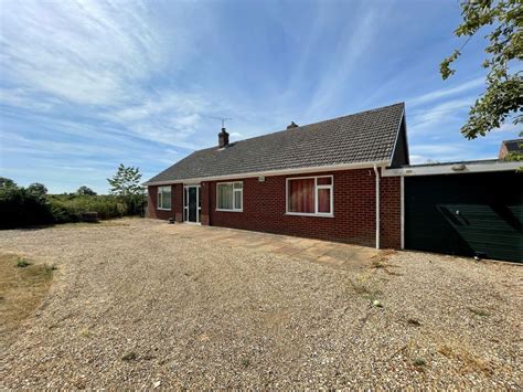 3 Bed Detached Bungalow For Sale In The Street Shereford Fakenham