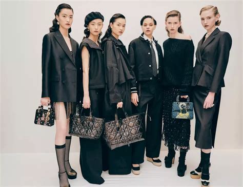 Diors New Look Is A New York Look At Pre Fall Runway Show In