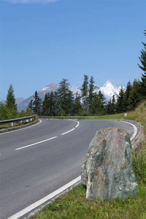 Estrada Da Montanha Do Enrolamento Foto De Stock Imagem De Estrada