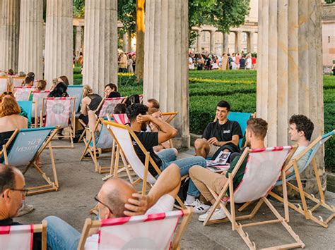 Kolonnaden Bar Auf Der Museumsinsel Berlin De