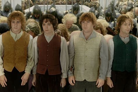 Amazons Lord Of The Rings Original Movie Hobbits Tell Off Bigots