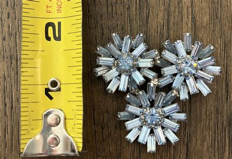 Vintage Signed Weiss Triple Starburst Brooch Gem