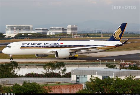 V Shl Airbus A Singapore Airlines Aaron Zsam Jetphotos