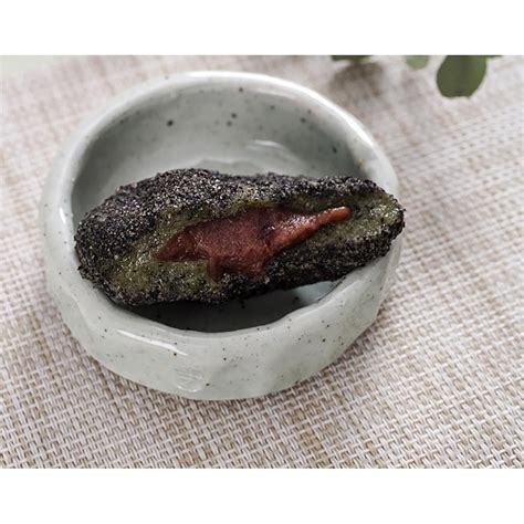 Jeju Samda Omegi Tteok Black Sesame Soft Tasty Korean Traditional