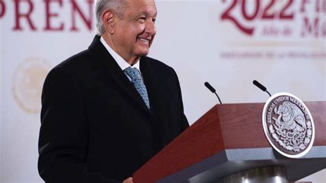 Es oficial AMLO firma decreto para ampliar las vacaciones a 12 días