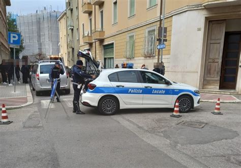 Terni Perde Controllo Dellauto E Ne Danneggia Quattro In Sosta UmbriaON