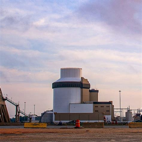 US / Most Americans Support More Nuclear Power Plants, Says Survey