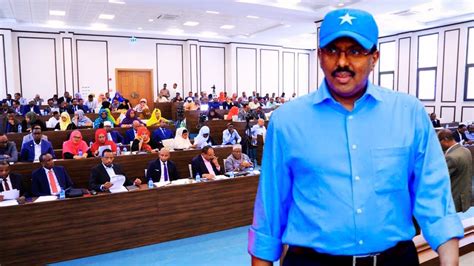 DEG DEG Madaxweyne Farmaajo Oo Shir Jaraa Id Ku Qabtay Magaalada