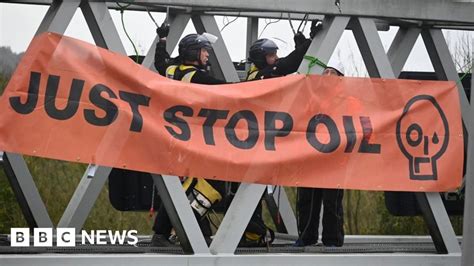 Just Stop Oil Dozens Of Activists Arrested Over M25 Protest BBC News