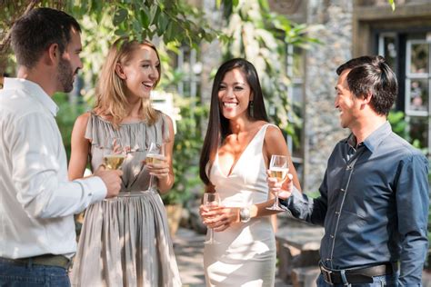 The Ultimate Guide to Wedding Guest Etiquette | Truly Engaging