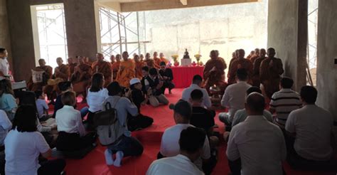 Puluhan Bhikkhu Gelar Perjalanan Ritual Empat Negara Dari Thailand