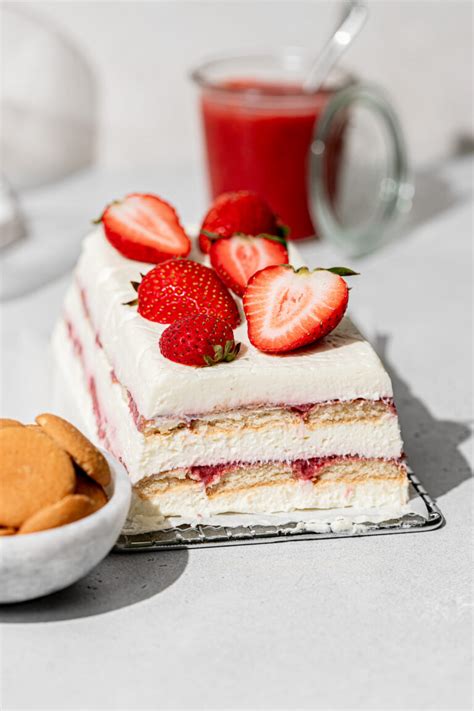 Roasted Strawberry Icebox Cake Sloane S Table