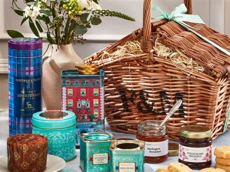 Luxury hampers from Fortnum & Mason | The Great Address