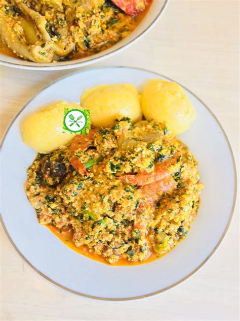 Egusi soup eith eba