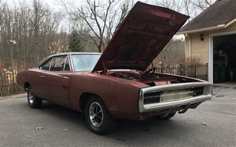 70 Dodge Charger 440 RT 1 | Barn Finds