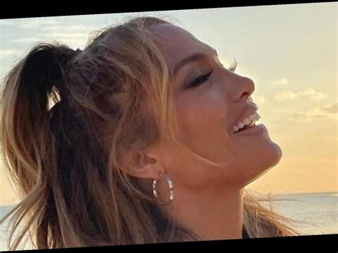 Jennifer Lopez's Instagram Video Goes Viral For All The Wrong Reasons ...