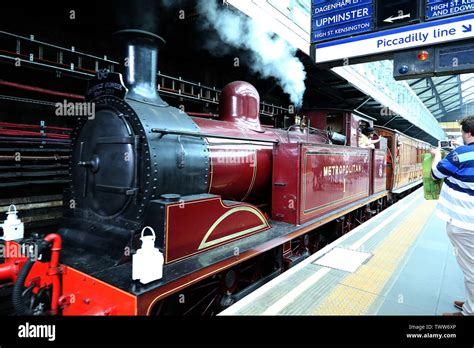 Metropolitan No1 Steam Locomotive Steam On The Underground District