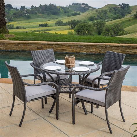 Lakeside 5 Piece Wicker Patio Dining Set