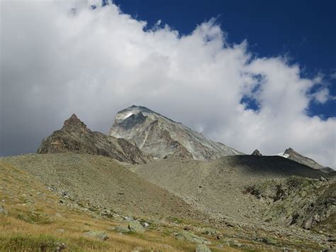 Hochtour mit Zeltbiwak von Ferpècle über Cabane de la Dent Blanche zur