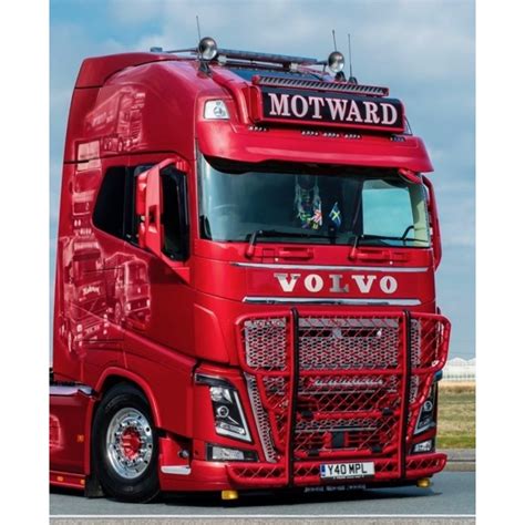 Trux Frontschutzbügel für den Volvo FH4 und FH5 Go in Style nl