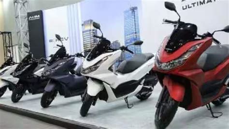 Hondas 2023 Pcx 160 Debuts In Indonesia All You Need To Know