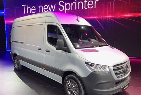 Mercedes Benz Unveils Next Gen Sprinter Van Top News Global Fleet