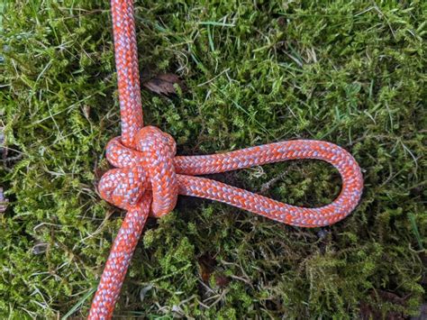 How To Tie The Alpine Butterfly For A Secure Midline Knot The Manual