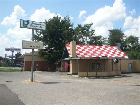 This Ultimate Burger Bucket List In Arkansas Will Make Your Mouth Water