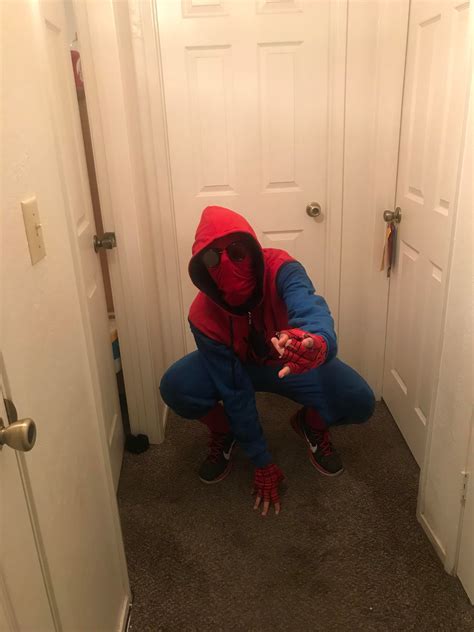 [Self] “Homemade” Spider-Man Suit (Spider-Man homecoming) : r/cosplay