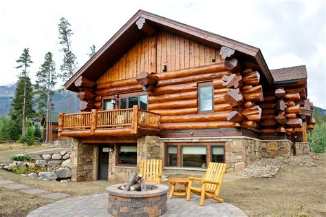 13 Most Artistic Log Cabin Exterior Paint Colors to Get Inspiration ...