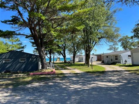 Sun-Kissed Beach Resort | Oscoda, Michigan